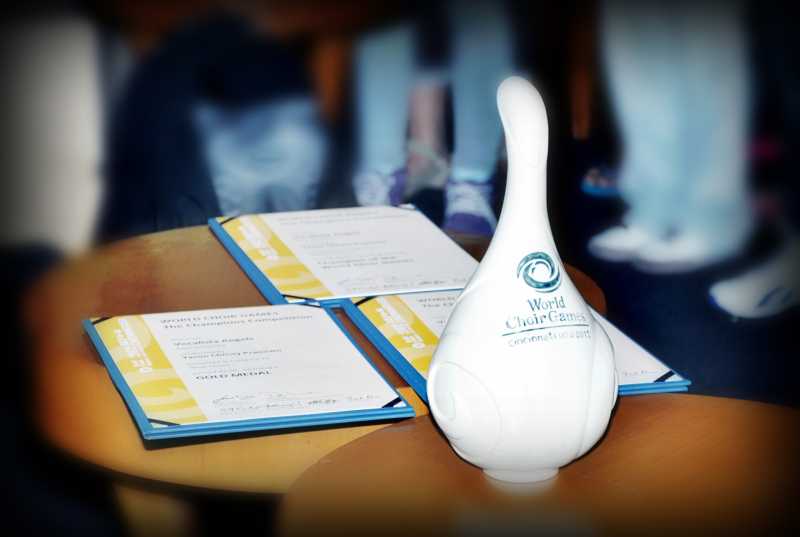 Piala dan Sertifikat World Choir Games#|#|#Bukti kemenangan Vocalista Angels di ajang kejuaraan World Choir Games di Cincinnati - Ohio USA 2012|||0.2