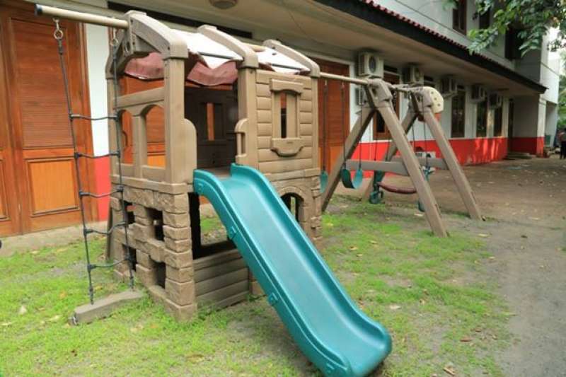 Our Facility#|#|#Playground (outdoor)|||0.11111111111111
