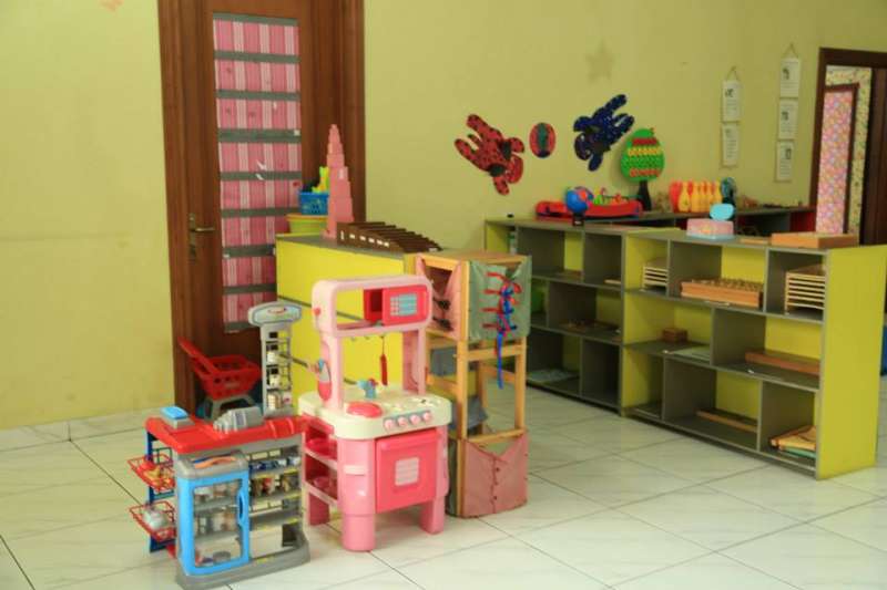 Our Facility#|#|#ruang bermain|||0.19444444444444