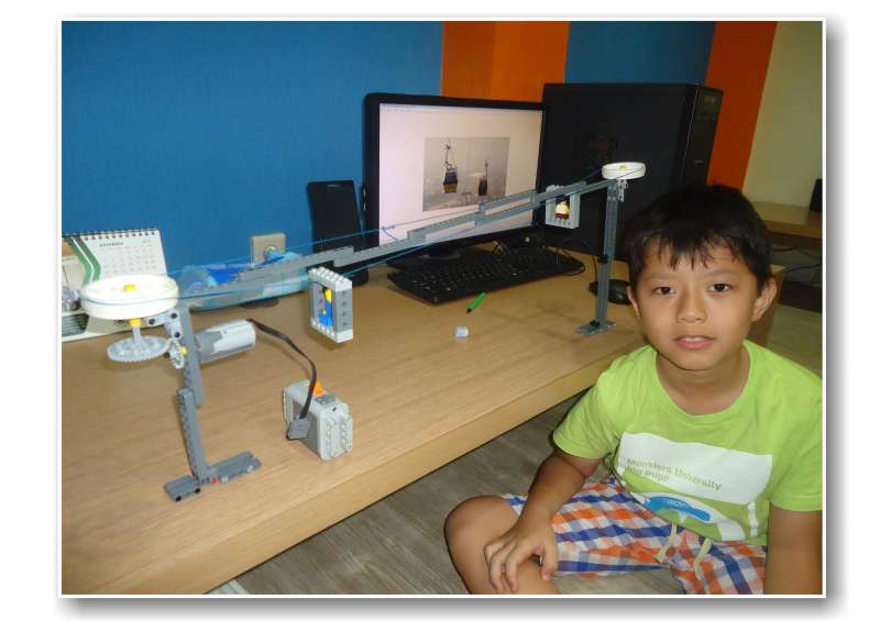 MECHANIC ENGINEERING (9-18yrs)#|#|#Kelas mechanic engineering merupakan level<br />
elementary yang berisikan materi pembelajaran <br />
tentang pronsip mekanika dan cara kerjanya,<br />
membuat projek mekanik yang dapat bergerak <br />
dengan tenaga motor. |||0.42857142857143