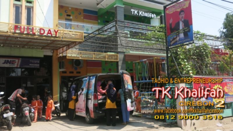 Gedung Tk Khalifah Cirebon 2#|#|#TK Khalifah selalu memberikan sarana dan prasarana yang membuat siswa nyaman|||0.66666666666667